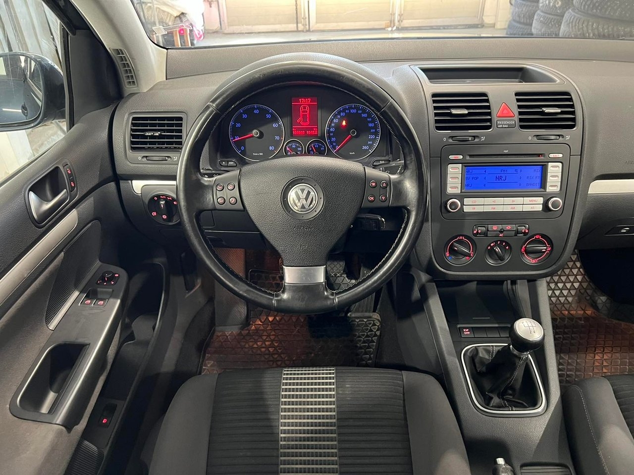 Volkswagen Golf 2009, kuva 7/10