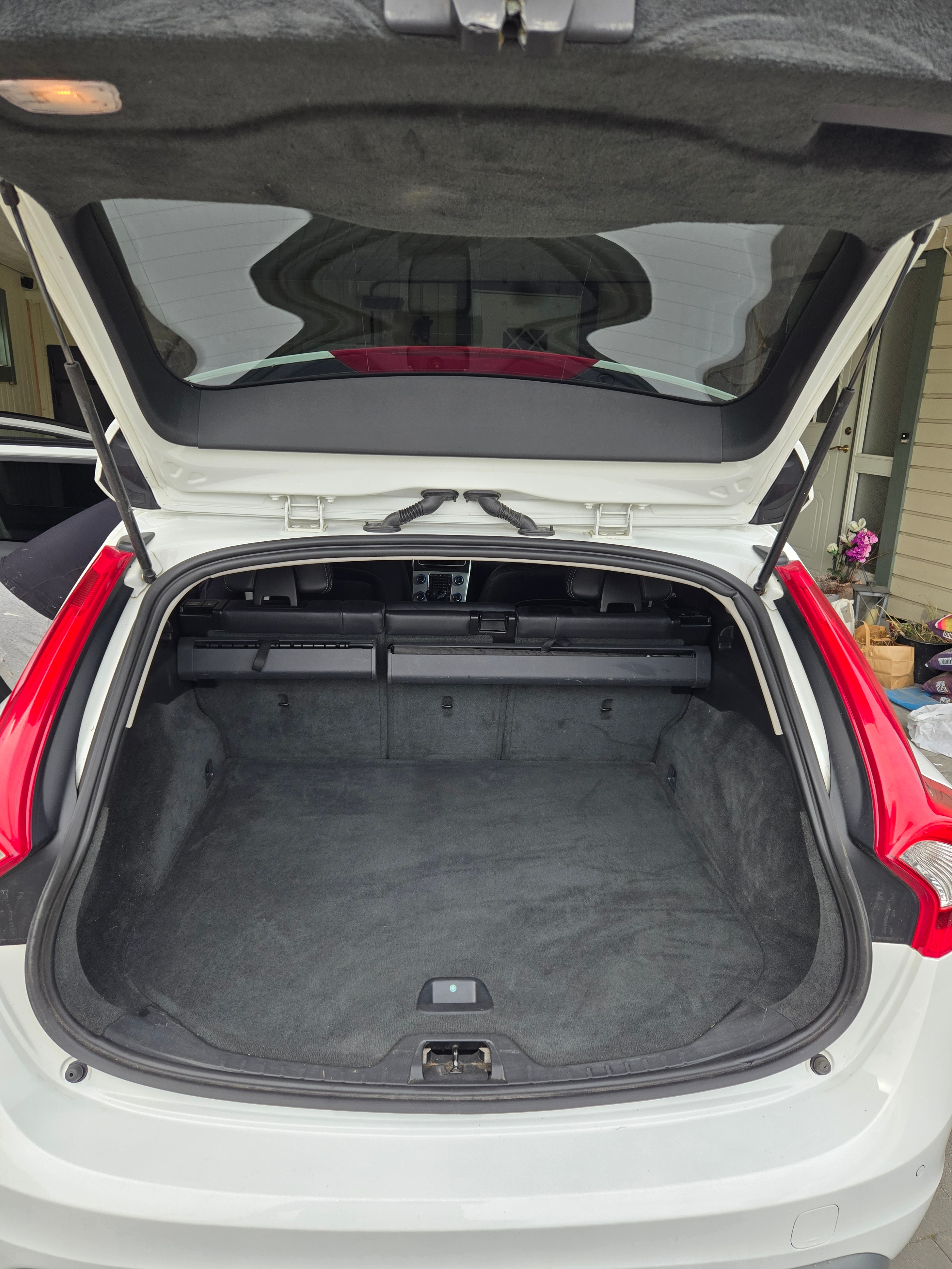 Volvo V60 D4 Manuell 2013, kuva 3/9