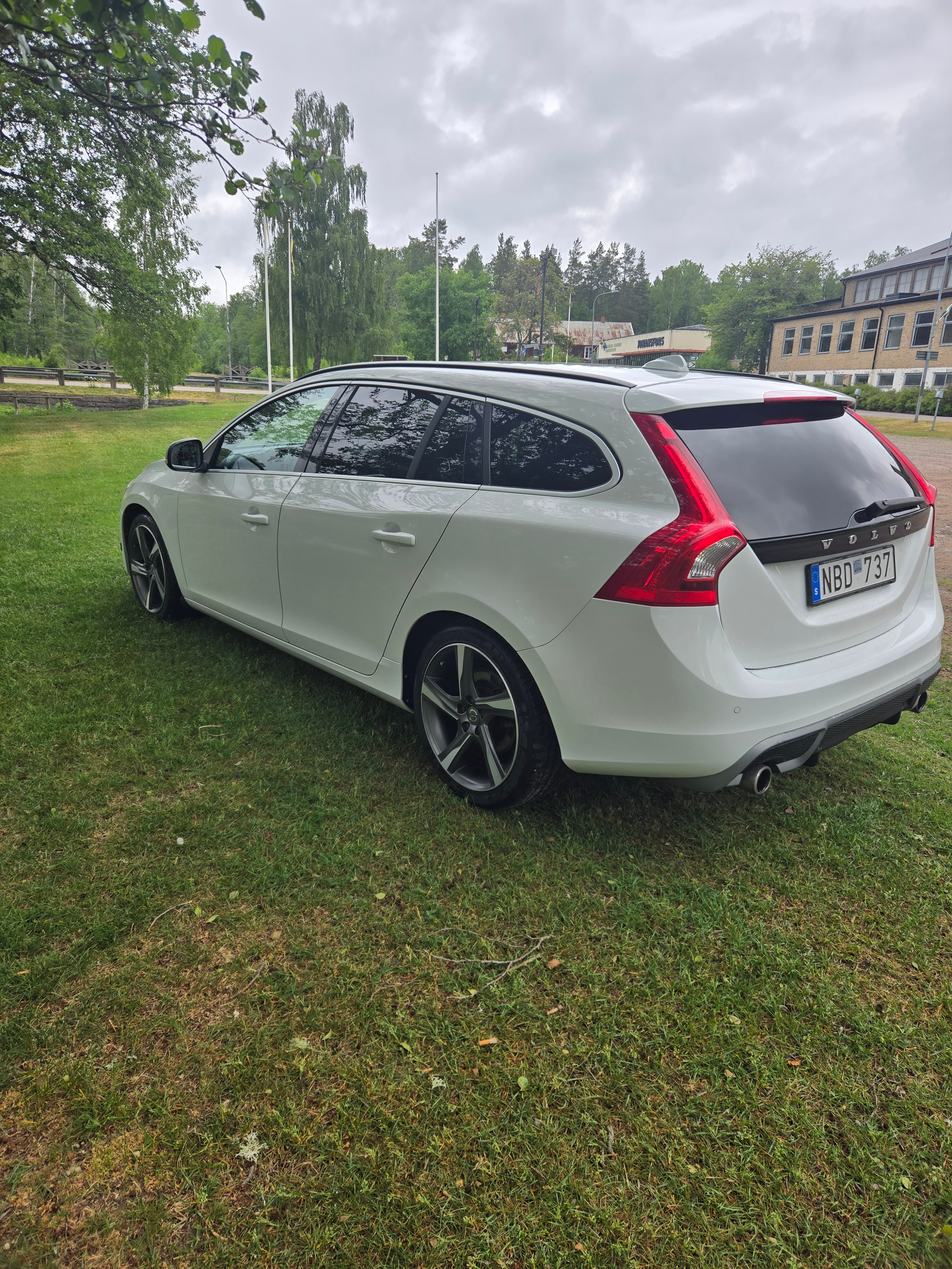 Volvo V60 D4 Manuell 2013, kuva 2/9