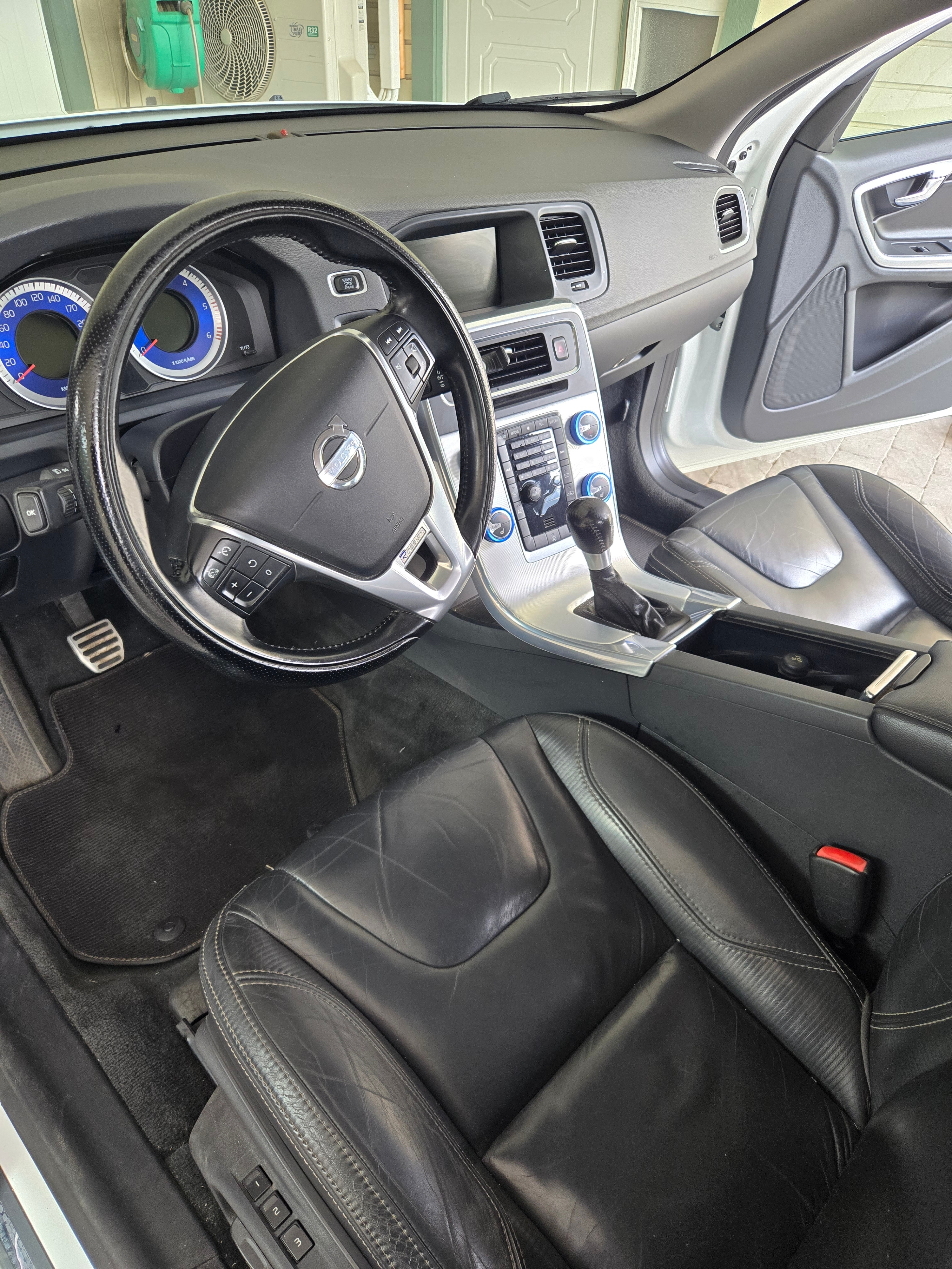 Volvo V60 D4 Manuell 2013, kuva 6/9