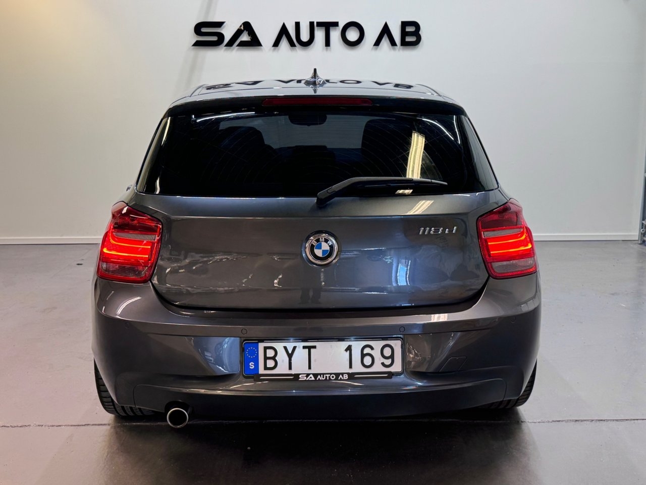 BMW 118 d 5-dörrars Steptronic Nyservad 2014, bild 6/23