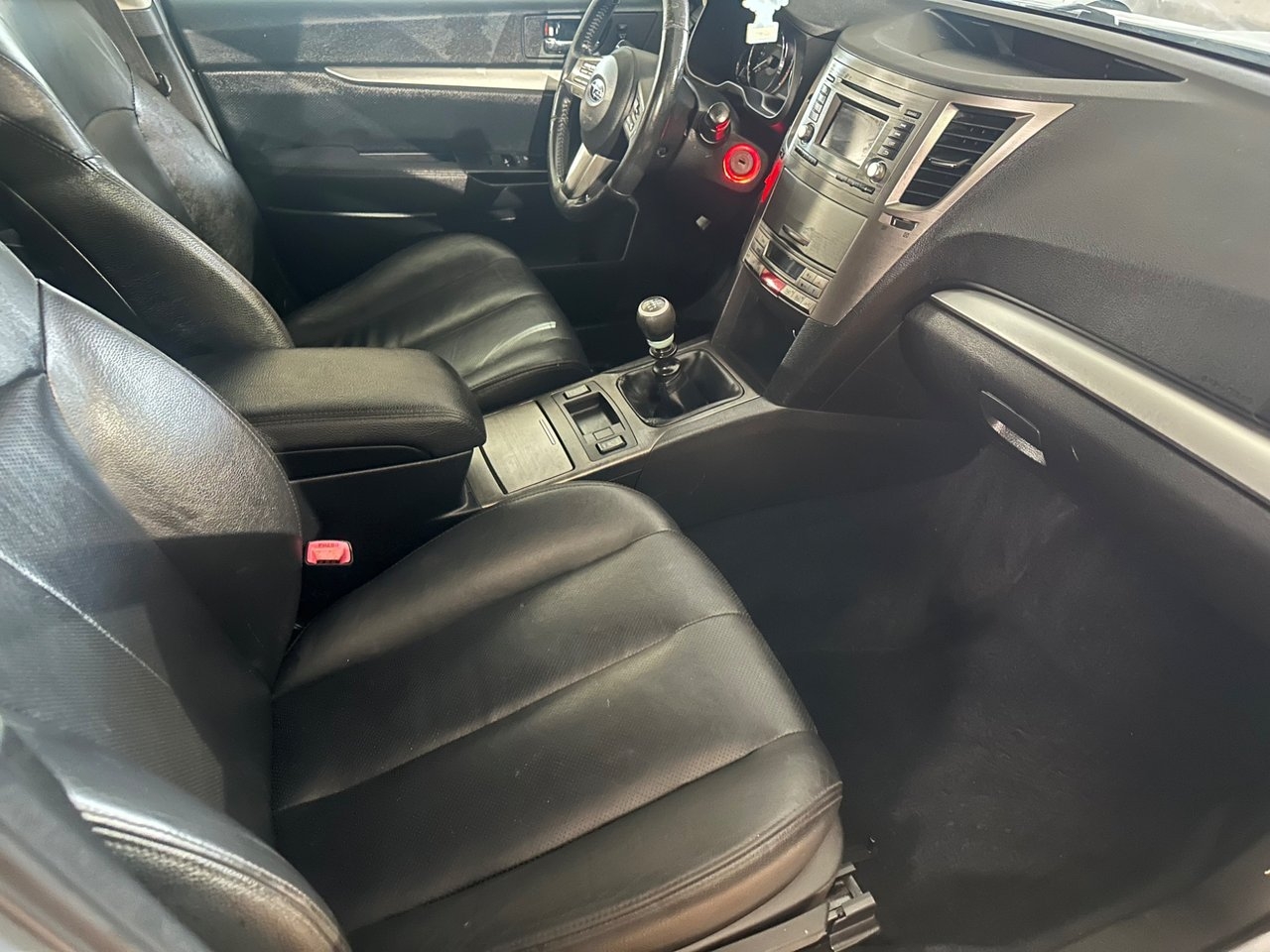 Subaru Outback 2012, photo 7/10
