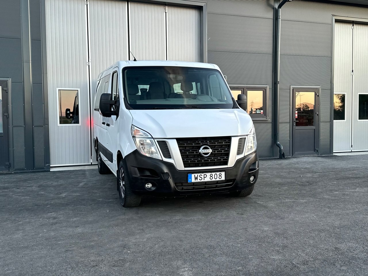 Nissan NV400 2016, bild 2/10