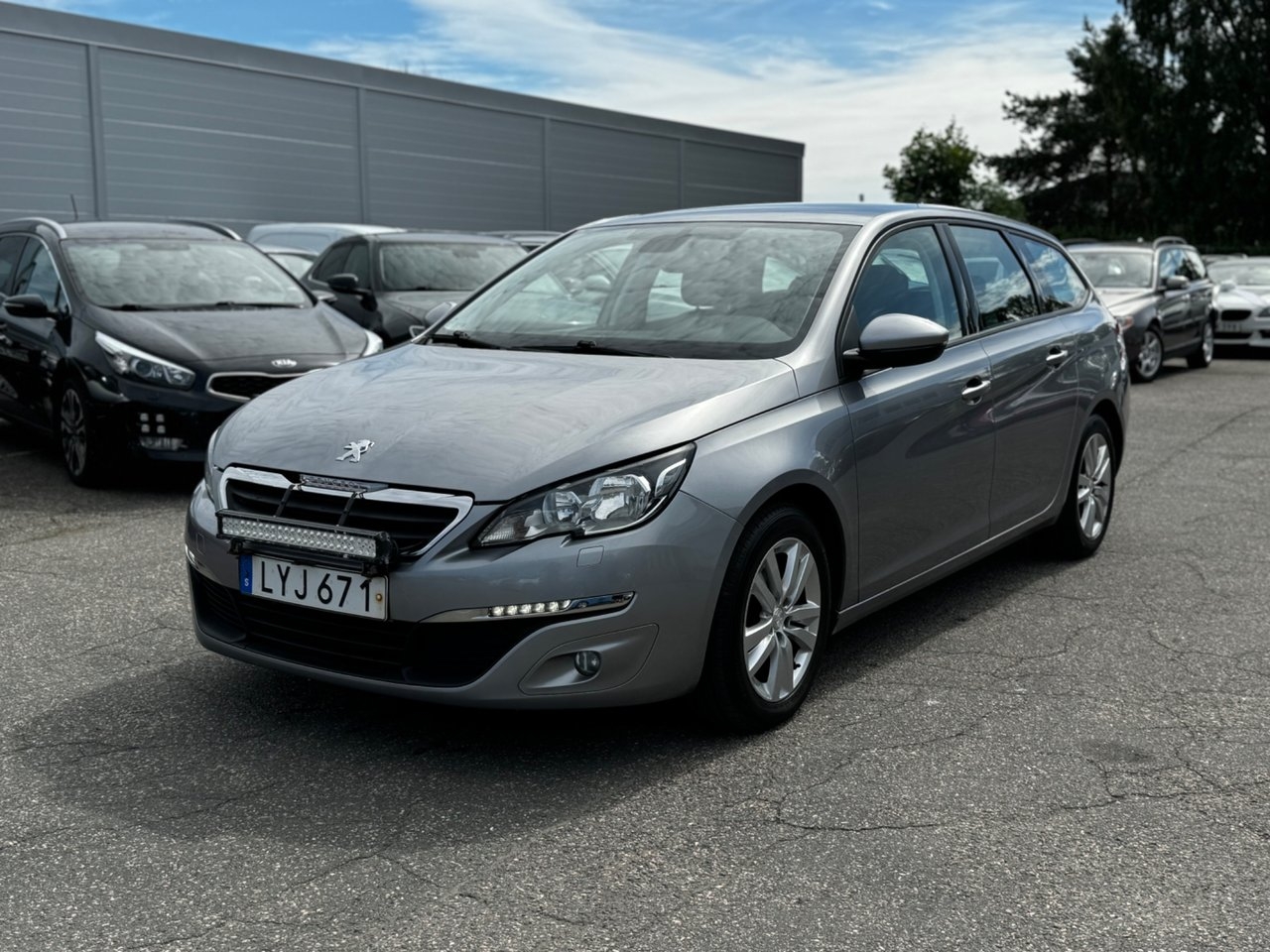 Peugeot 308 2015, bild 6/10