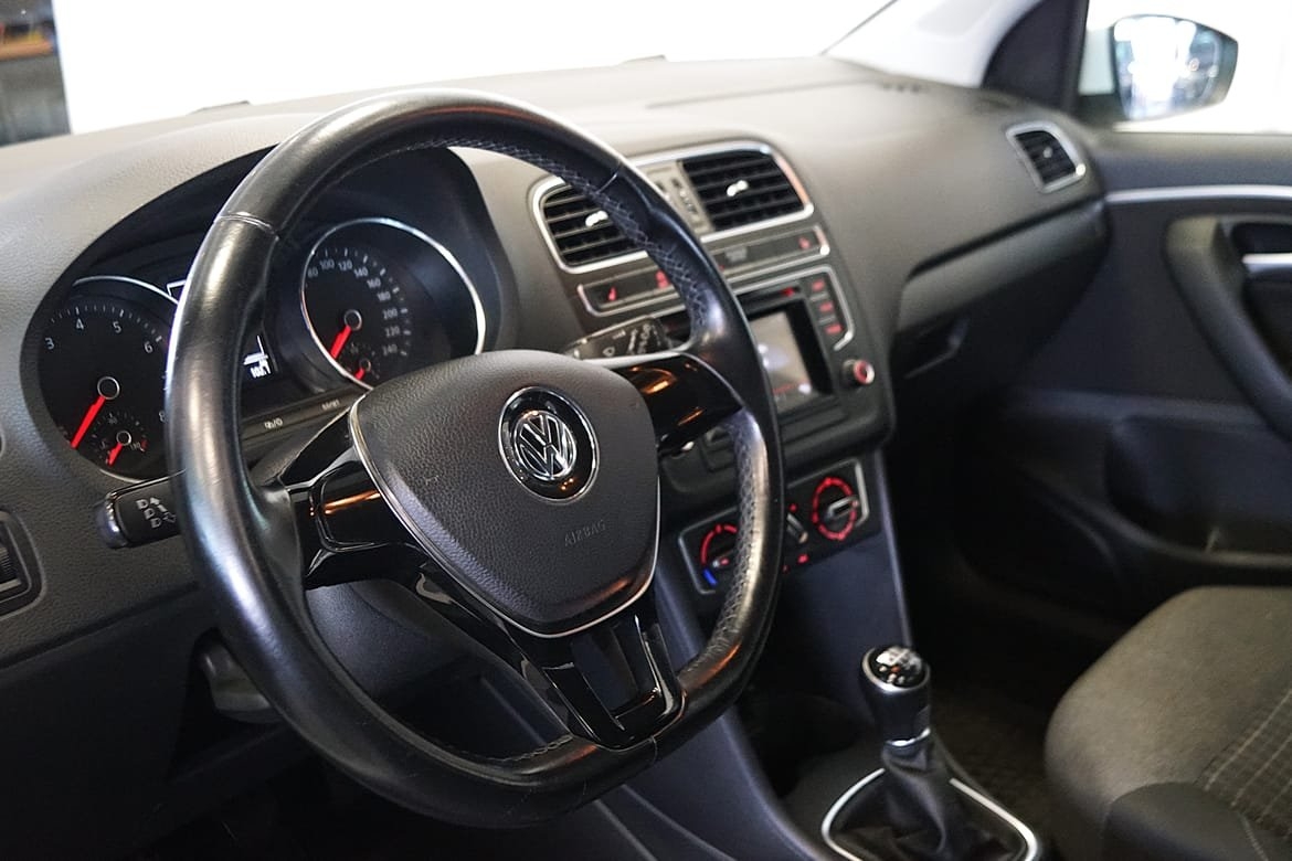Volkswagen Polo 1.2 TSI BMT Manuell 2016, bild 4/10