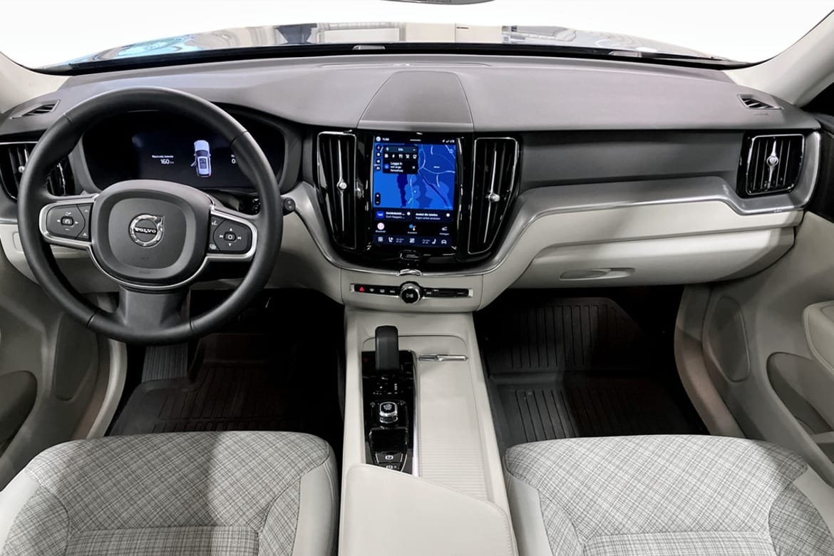 Volvo XC60 Recharge T6 Core Edition 2023, bild 5/10