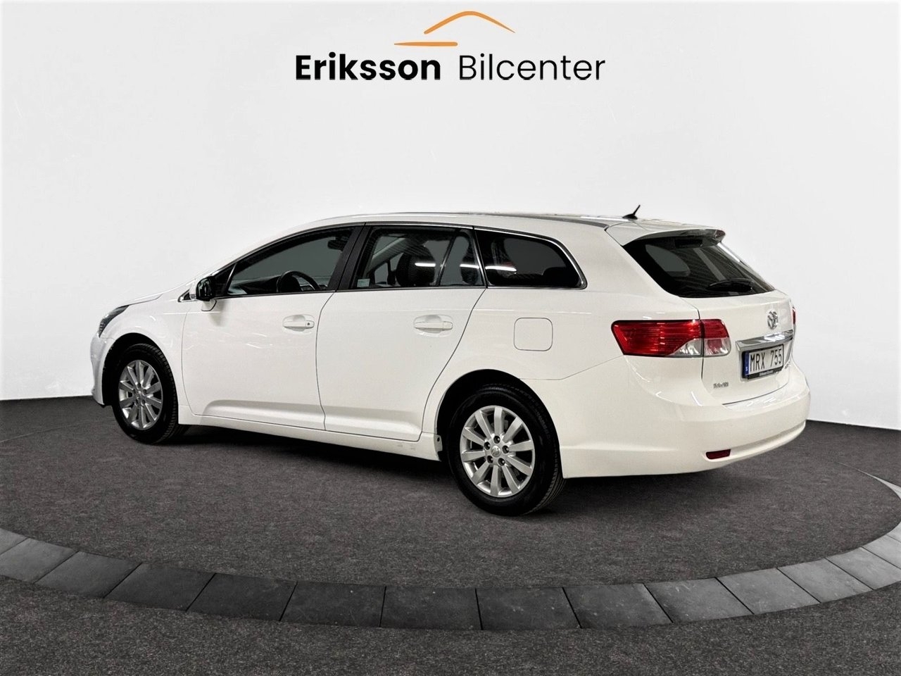 Toyota Avensis 2012, bild 4/10