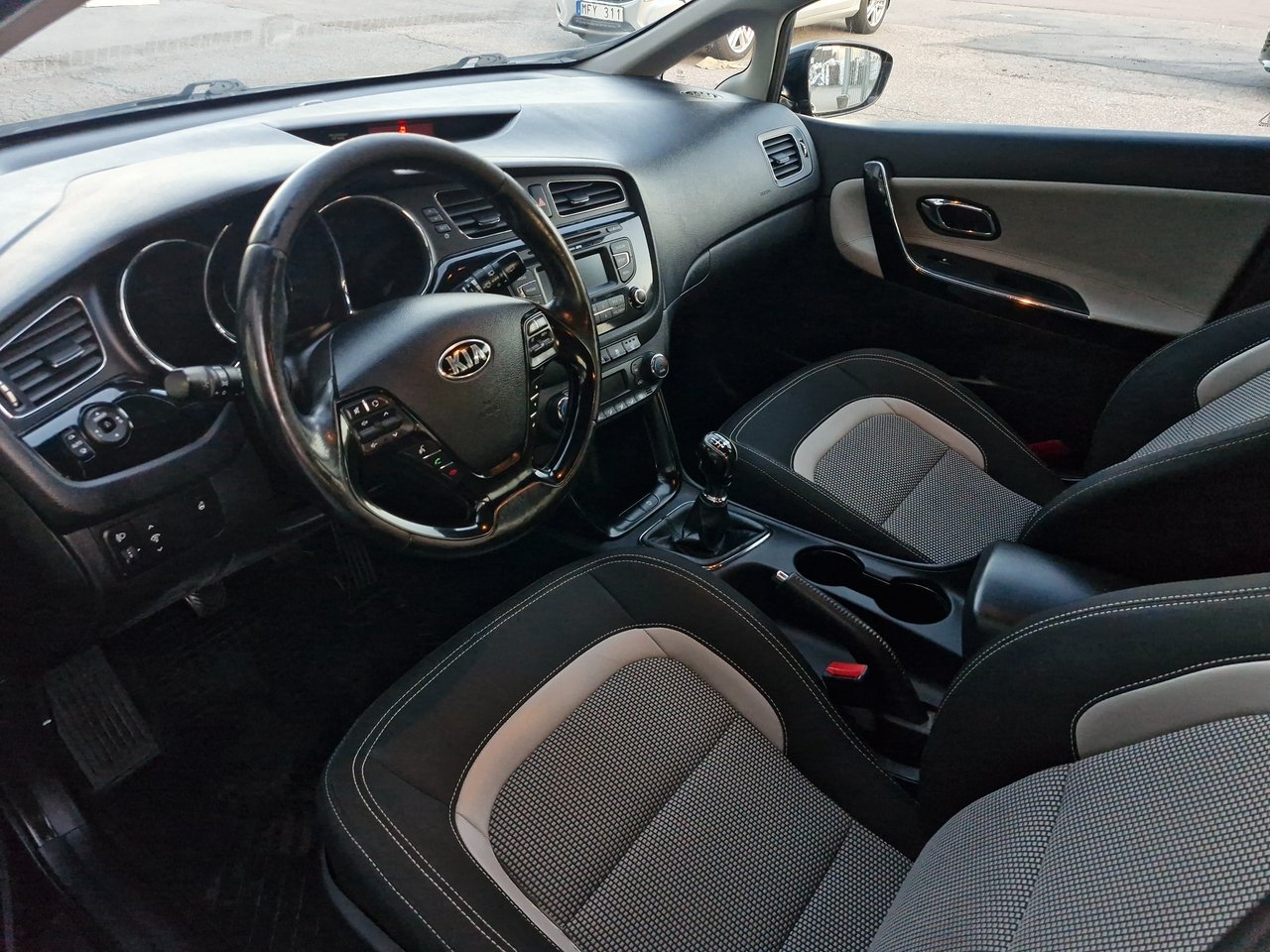 Kia Ceed 2013, bild 6/10