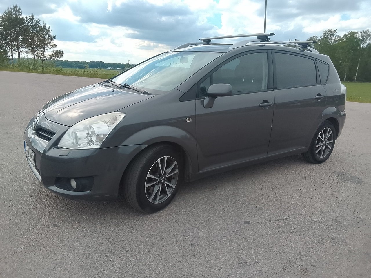 Toyota Corolla Verso 2008, bild 2/10