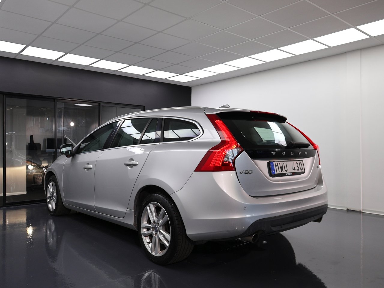 Volvo V60 D5 Summum, DS 2011, bild 7/10