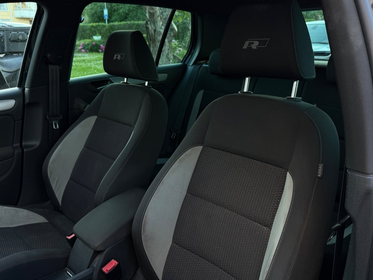 Volkswagen Golf 2011, photo 7/10