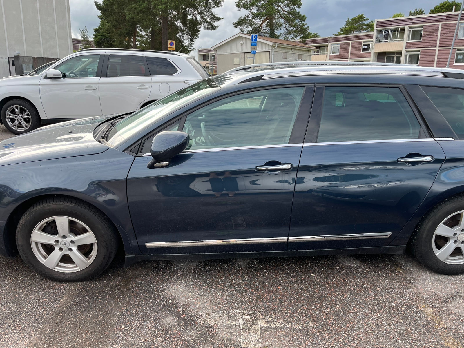 Citroen C5 Tourer 1.6 HDi Manuell 2013, bild 5/10