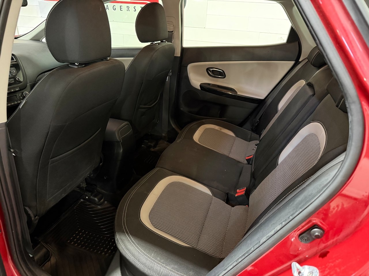 Kia Ceed cee'd 1.6 CRDi Euro 6 NY BES 2017, bild 8/8