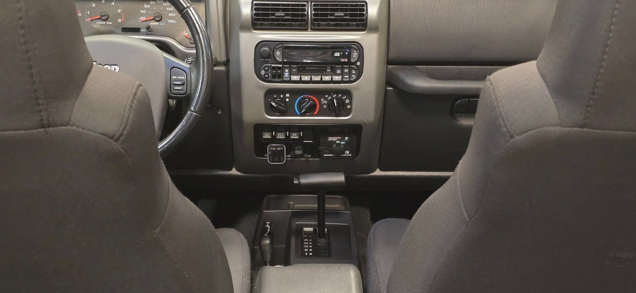 Jeep Wrangler 4.0 4WD Euro 4 2005, photo 6/9