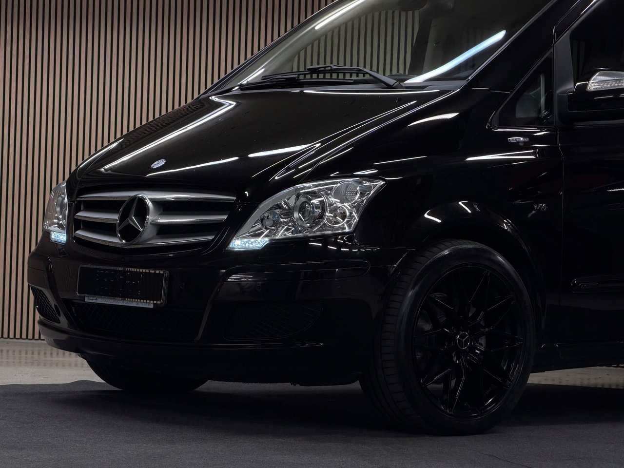 Mercedes-Benz Viano 2012, bild 4/10