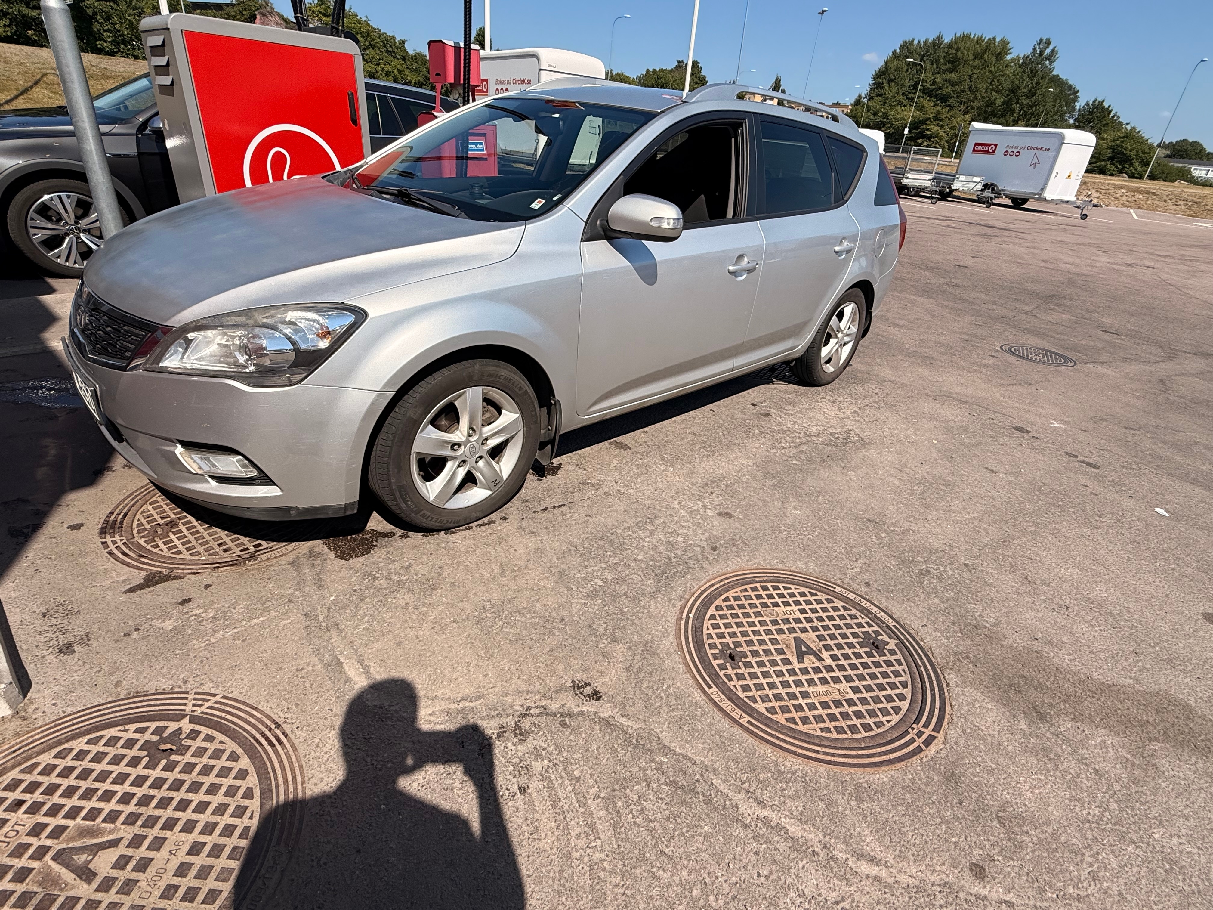 Kia Ceed _sw 1.6 CRDi Manuell 2011, kuva 2/10