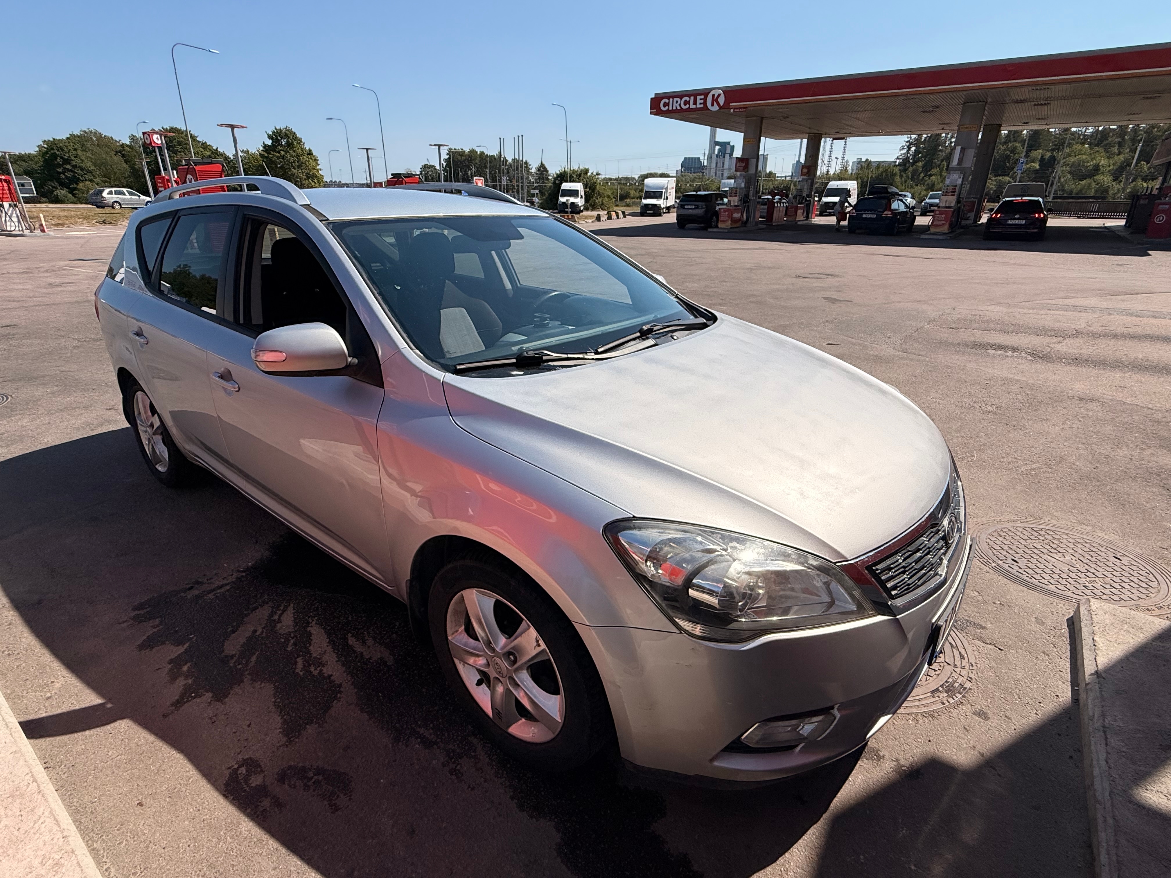 Kia Ceed _sw 1.6 CRDi Manuell 2011, kuva 3/10