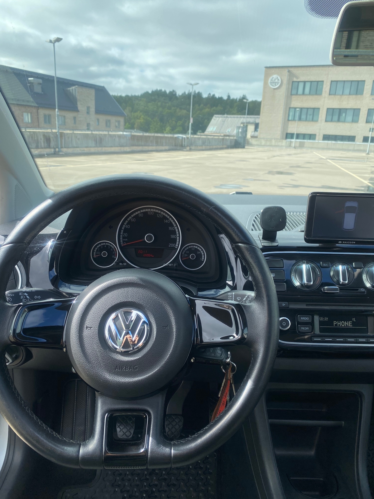 Volkswagen UP! 5-dörrar 1.0 MPI Manuell 2013, bild 5/8