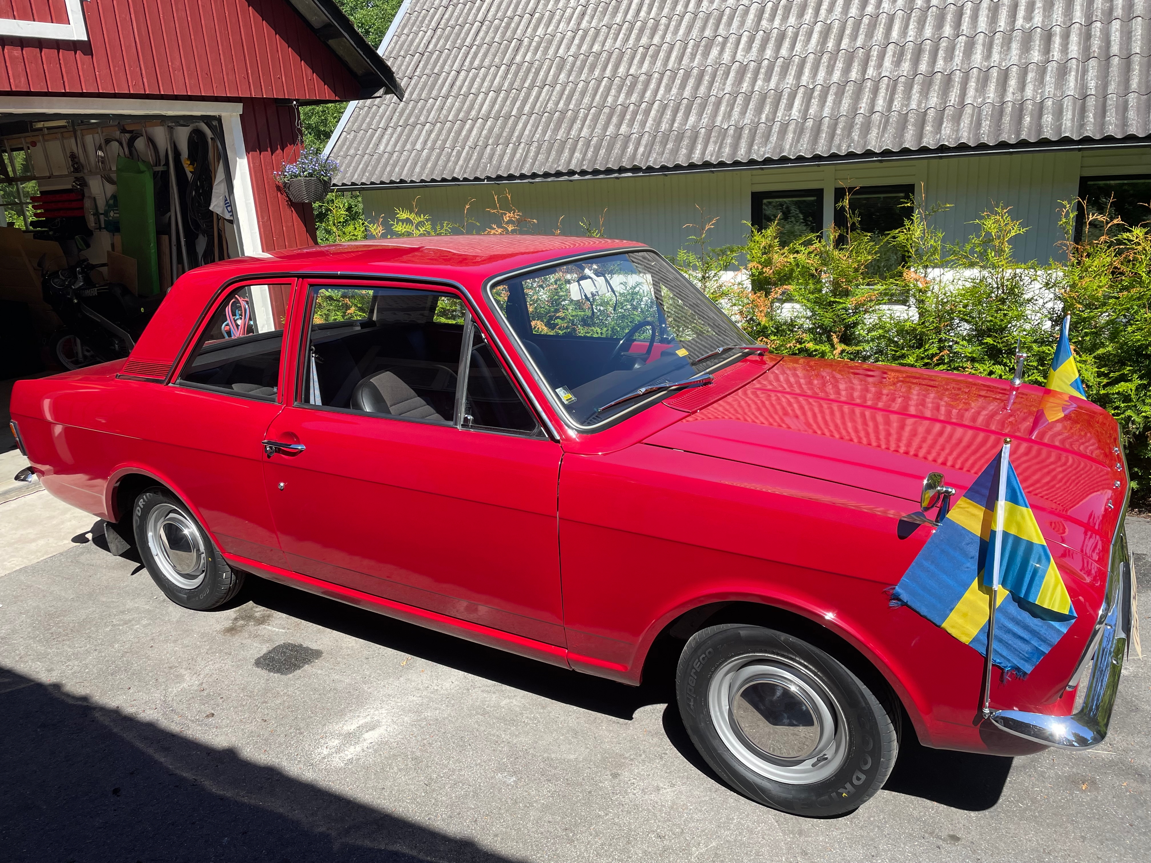Ford Cortina