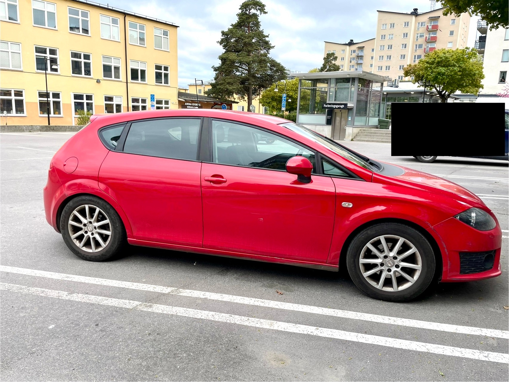 Seat Leon 1.6 Multifuel Manuell 2010, kuva 2/9