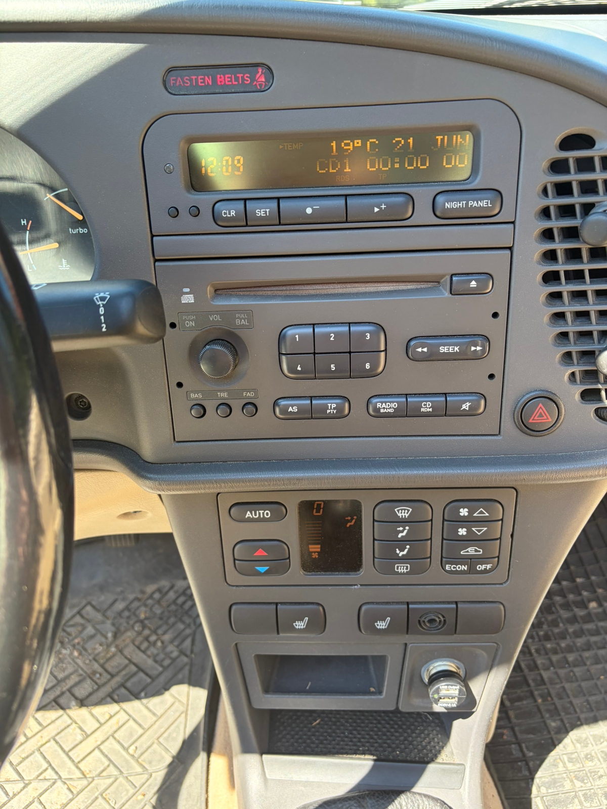 Saab 9-3 Cabriolet 2.0 SE Turbo Manuell 2000, bild 6/9