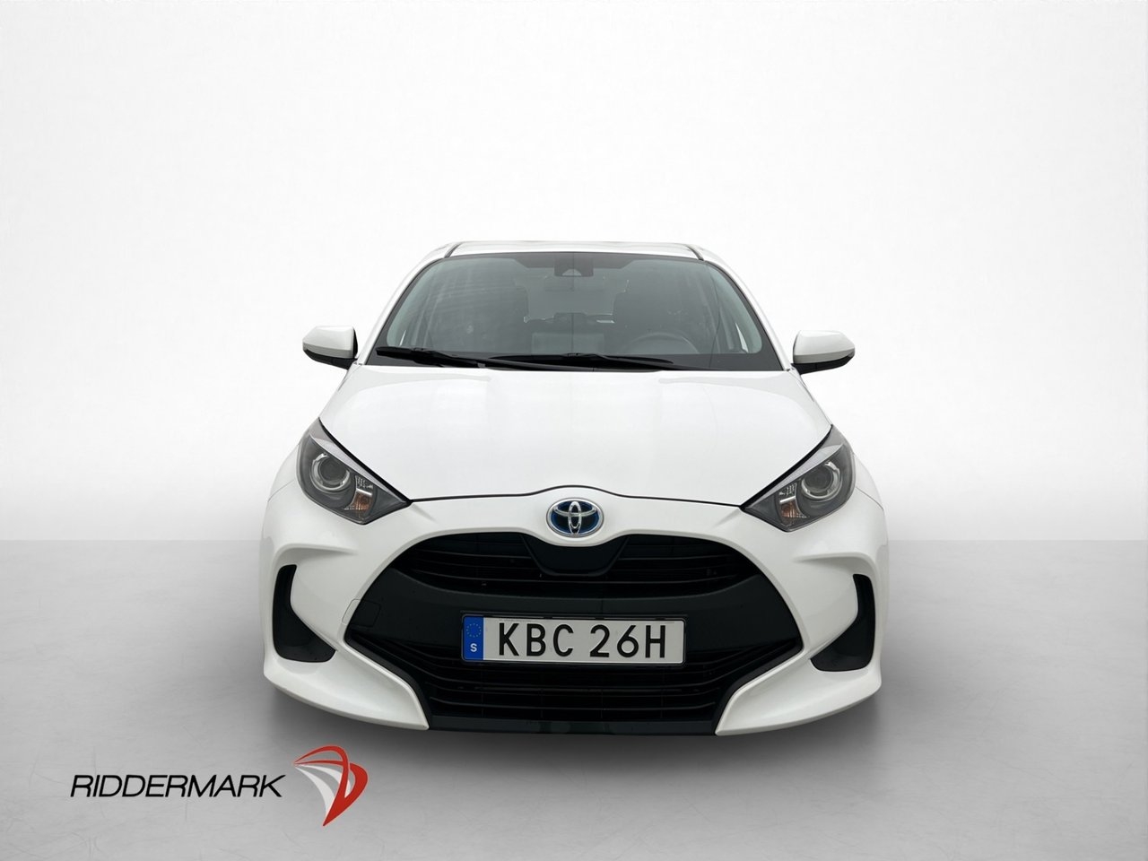 Toyota Yaris Hybrid CVT 116hk Active 2022, bild 2/30