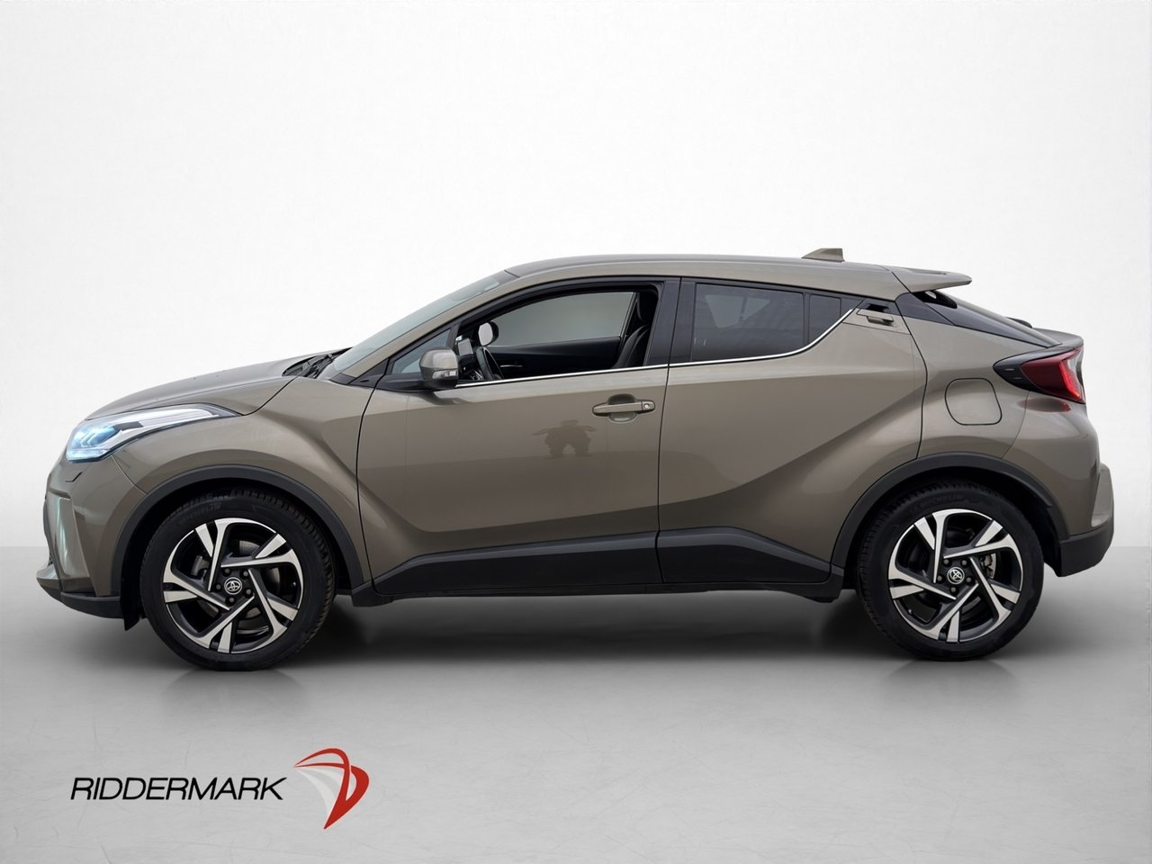 Toyota C-HR Hybrid 184hk X-Edition 2022, bild 5/33