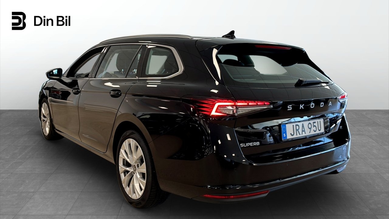 Skoda Superb 2025, bild 3/10