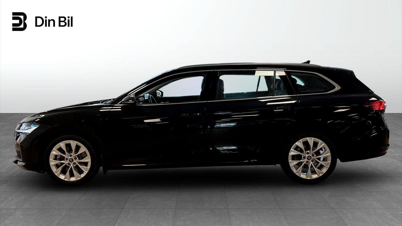 Skoda Superb 2025, bild 2/10