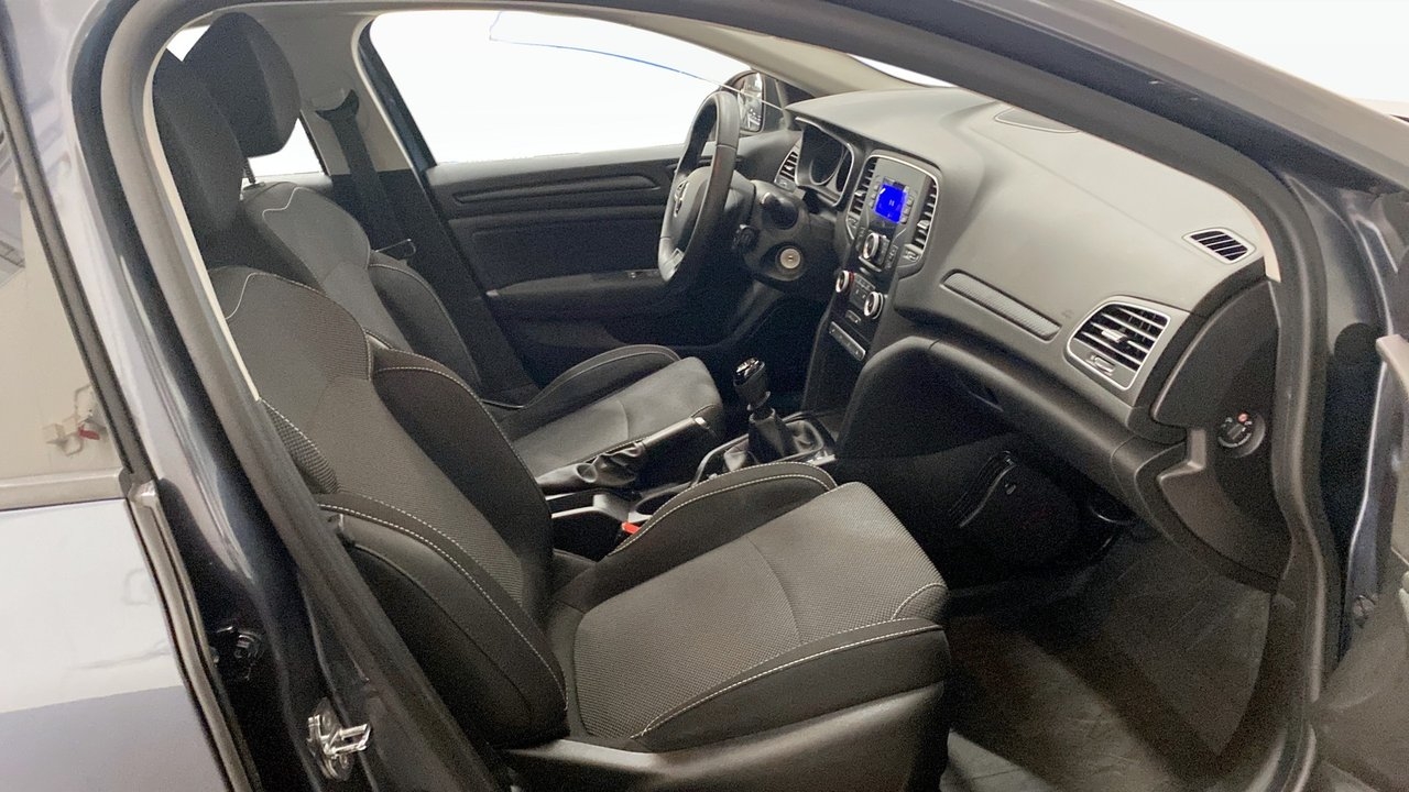 Renault Megane 1.5 dCi Manuell 95hk 2020, bild 3/10