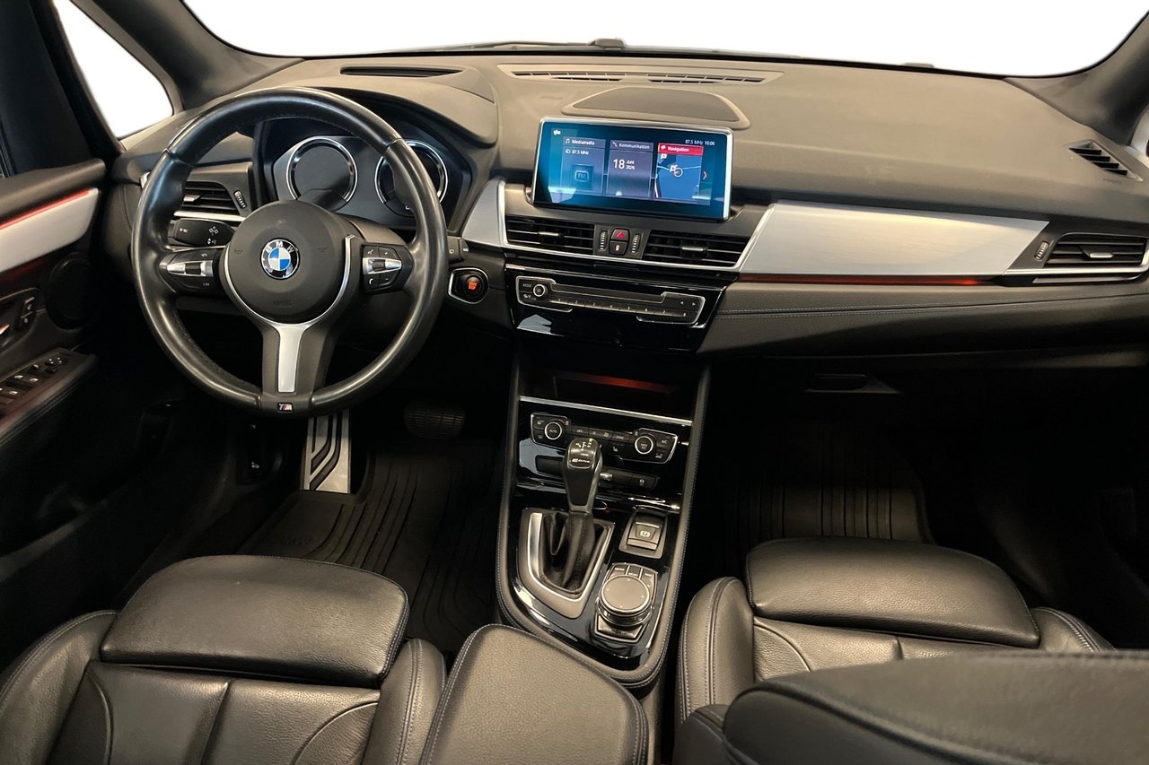 BMW 225 2019, bild 7/10