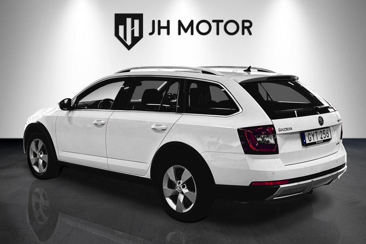 Skoda Octavia 2019, photo 5/18