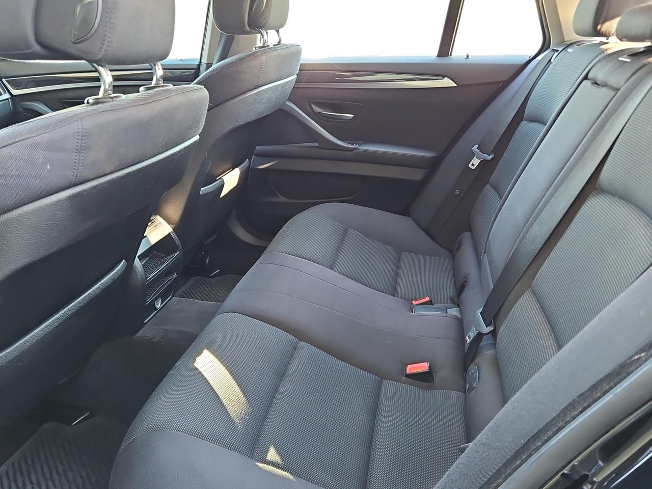 BMW 520 2013, kuva 7/8