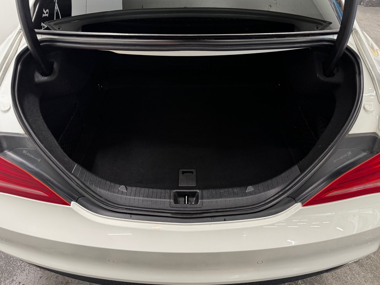Mercedes-Benz CLA 2014, photo 6/10