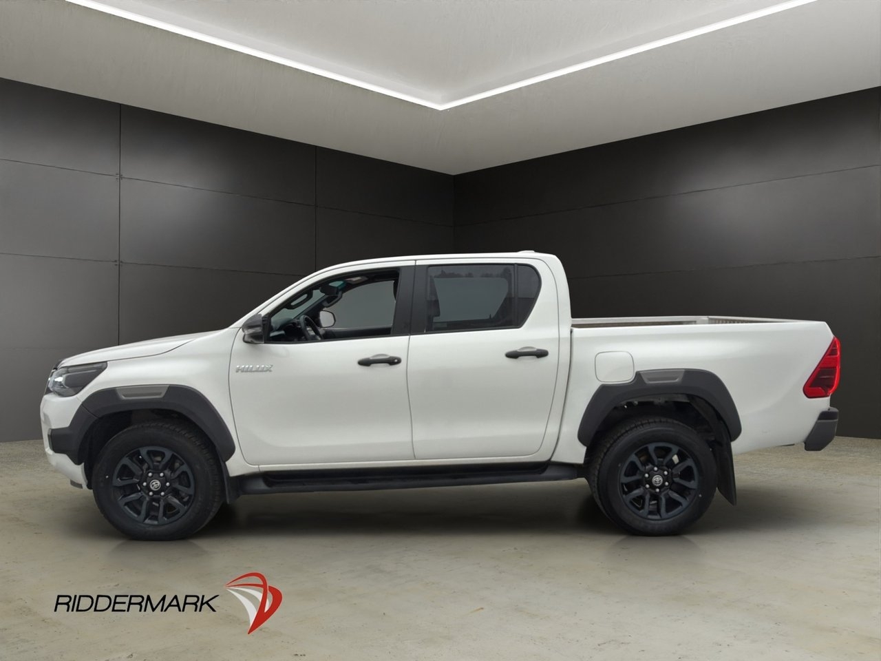 Toyota HiLux 2024, bild 6/31