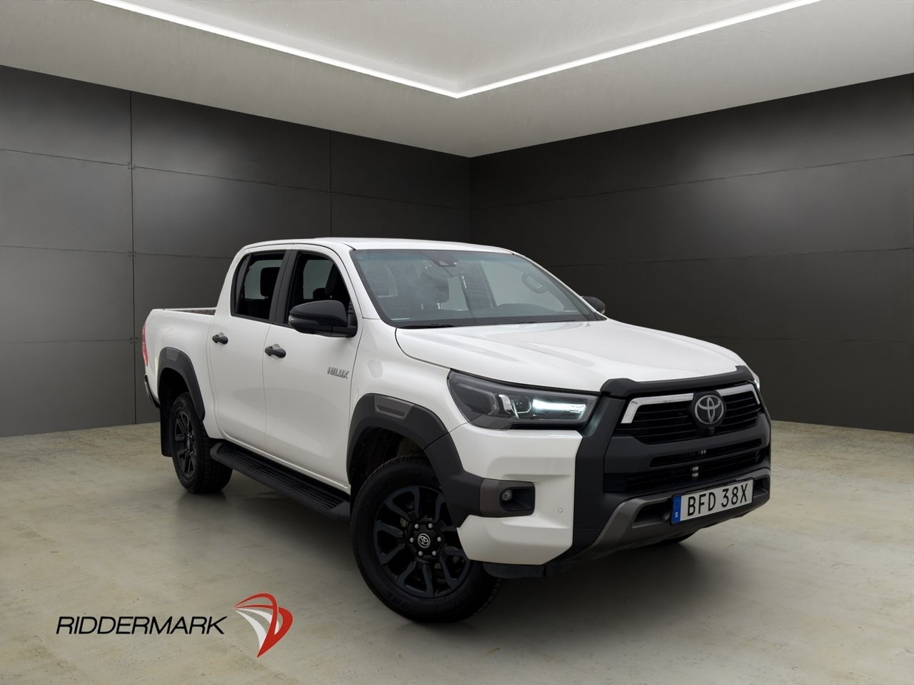 Toyota HiLux 2024, bild 3/31
