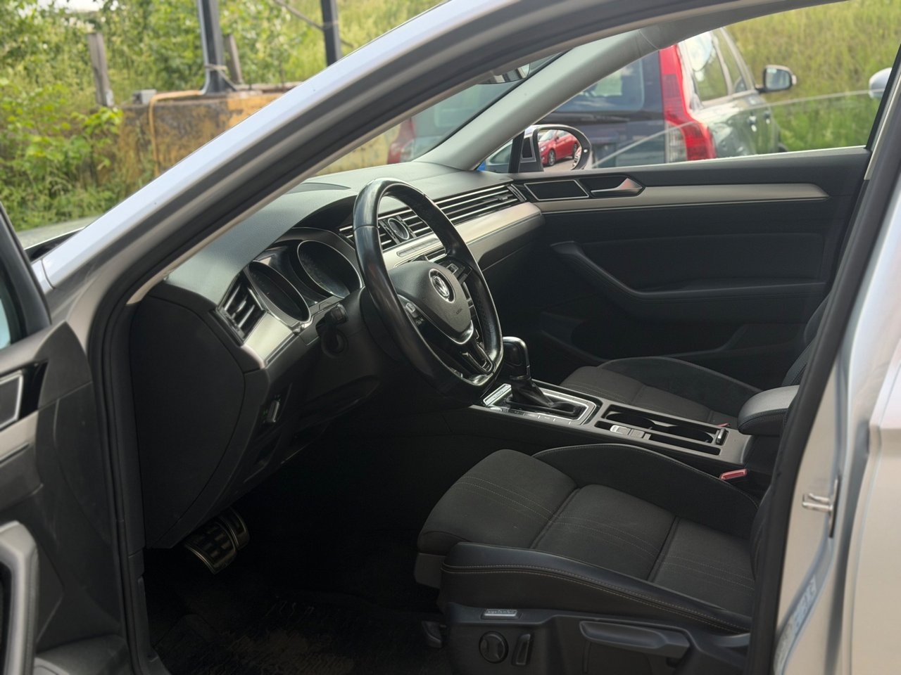 Volkswagen Passat 2017, bild 6/10