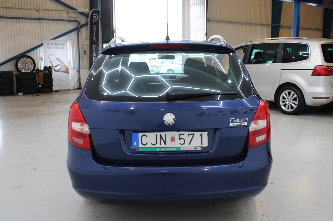 Skoda Fabia 2009, bild 5/12