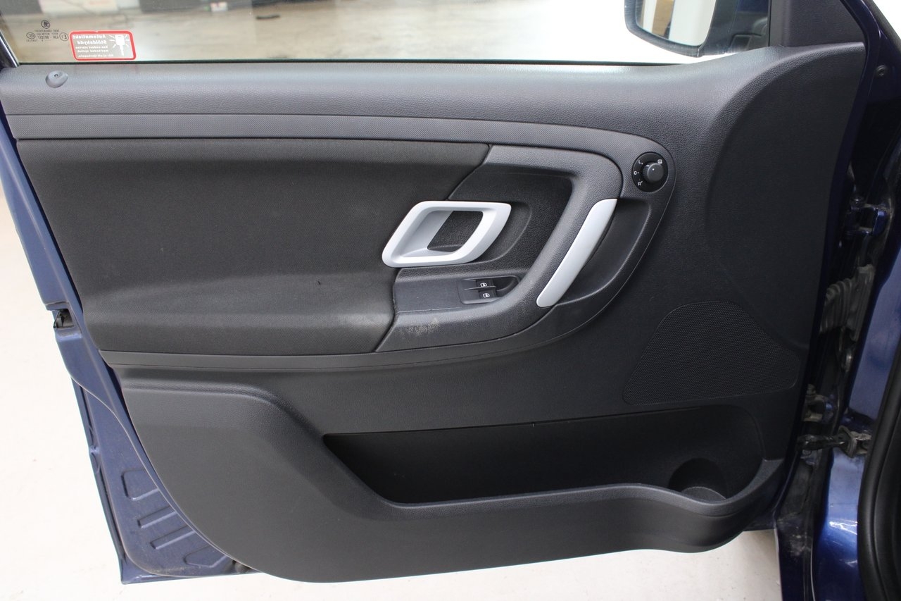 Skoda Fabia 2009, bild 7/12