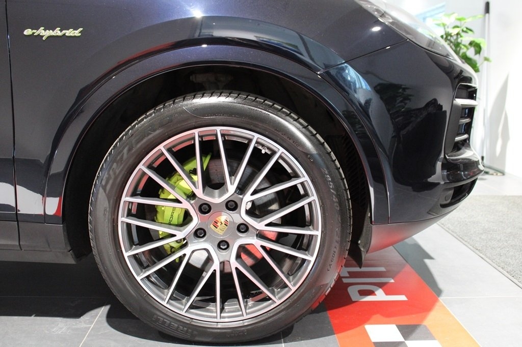 Porsche Cayenne E-Hybrid 2019, bild 6/10