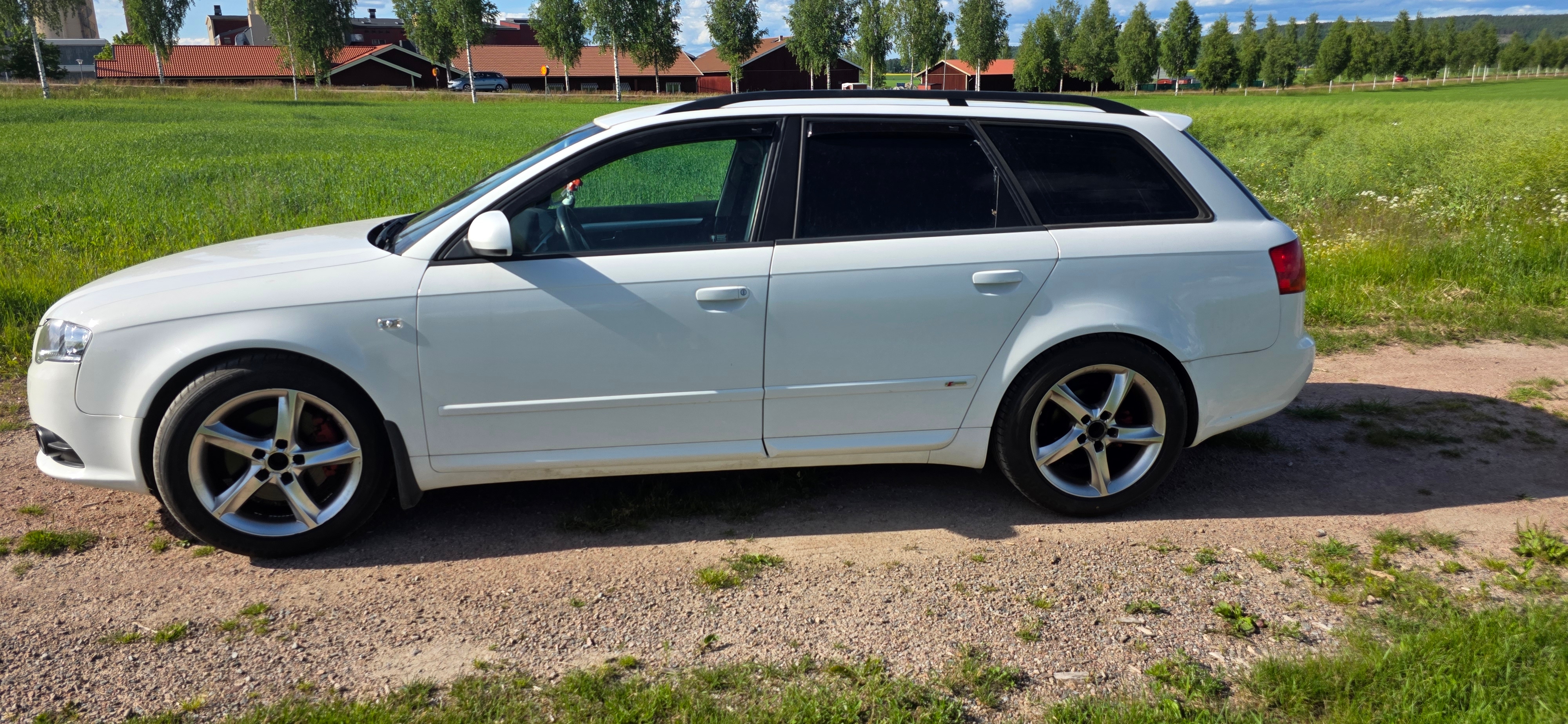 Audi A4 Avant 2.0 TDI quattro Manuell 2007, bild 4/10
