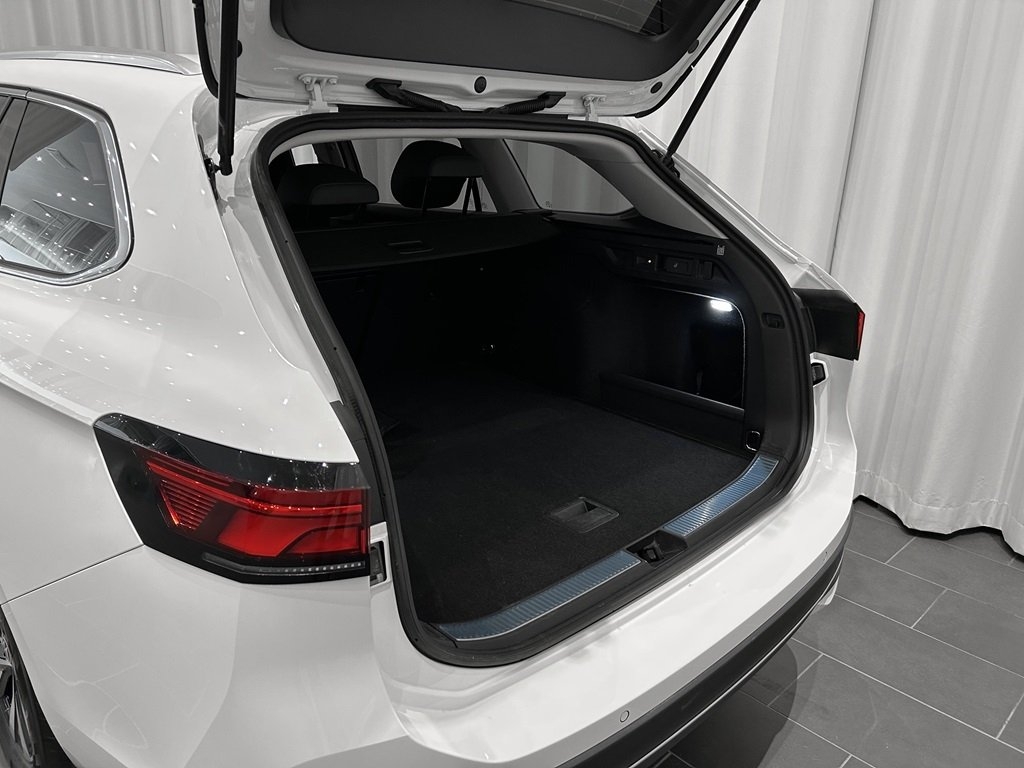 Volkswagen Passat 2025, bild 4/10