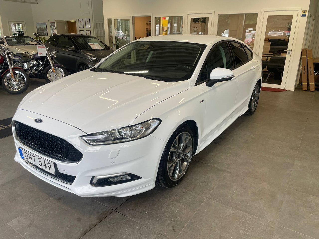 Ford Mondeo 1.5 EcoBoost ST-Line Euro 6 2017, bild 2/10