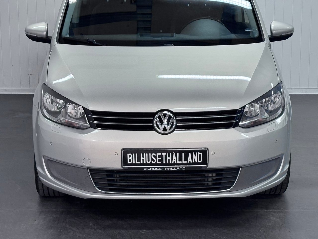 Volkswagen Touran 2011, bild 4/26