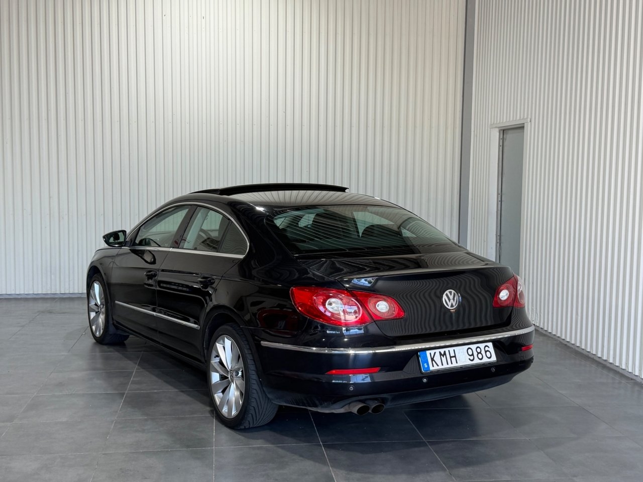 Volkswagen Passat CC 2009, photo 7/10