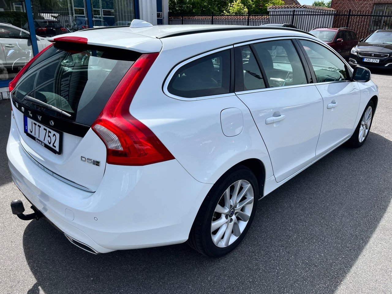 Volvo V60 2018, kuva 6/10