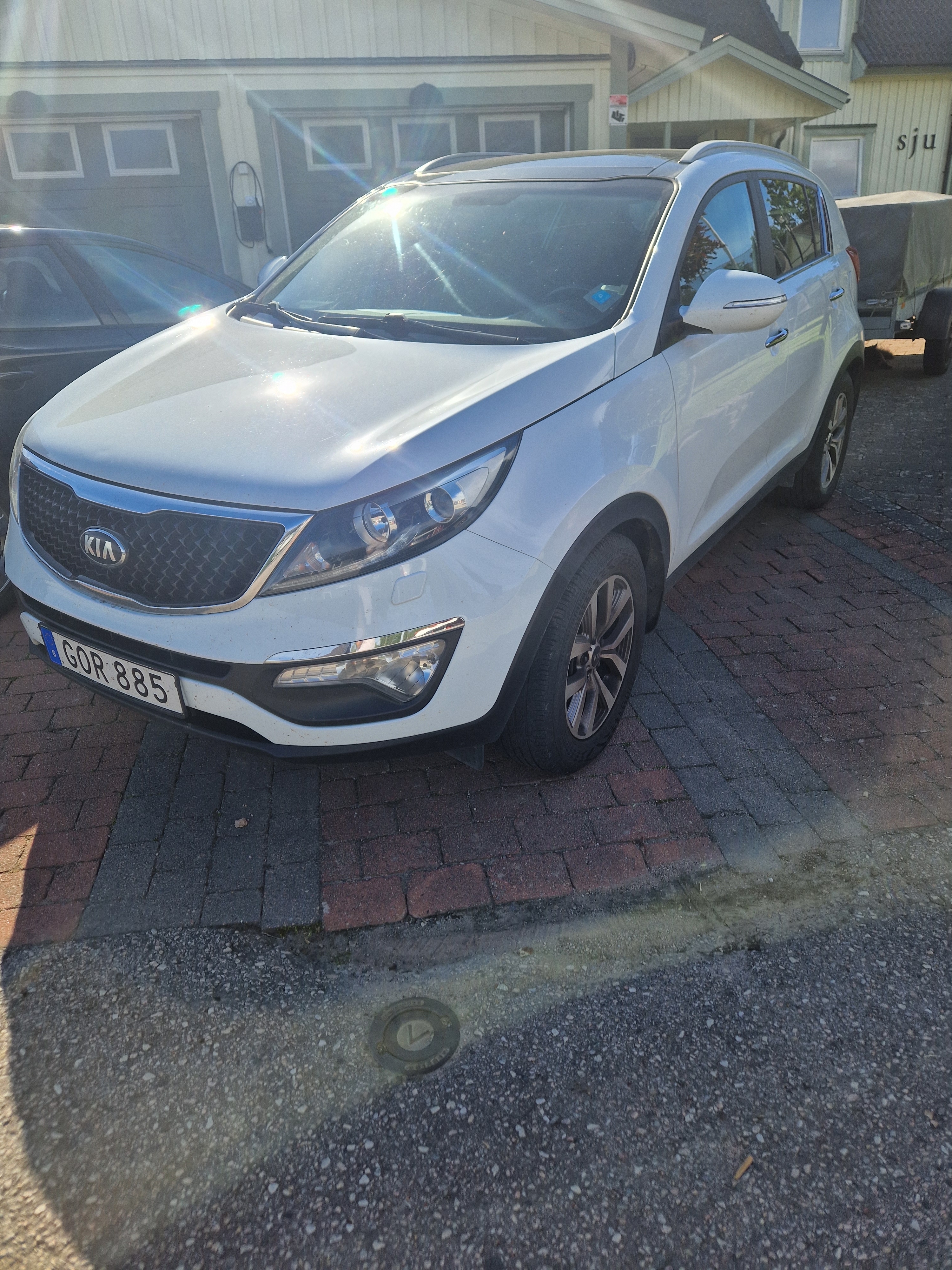 Kia Sportage 1.7 CRDi Manuell 2014, bild 2/3