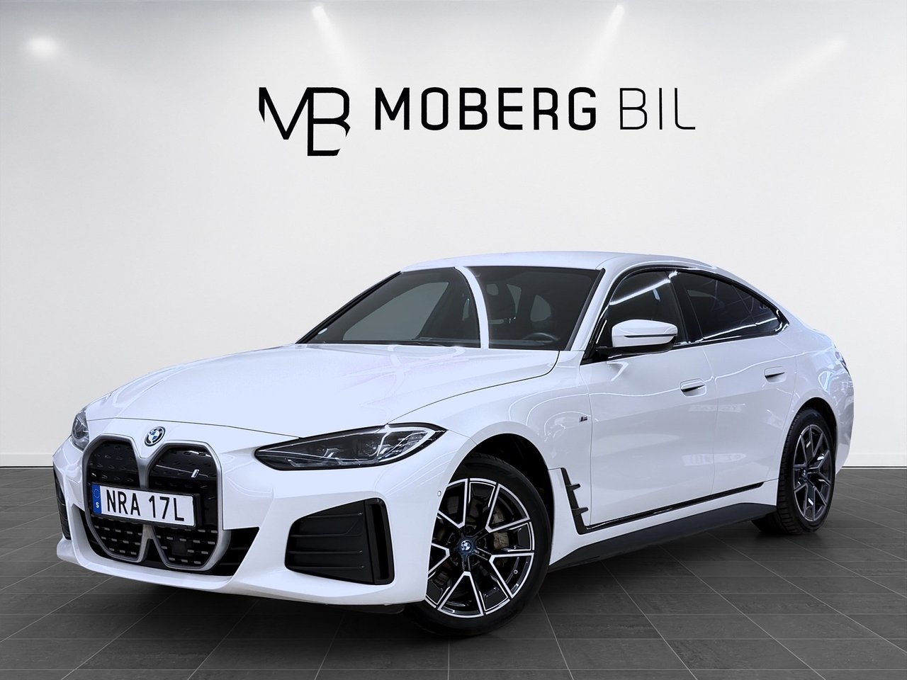 BMW i4