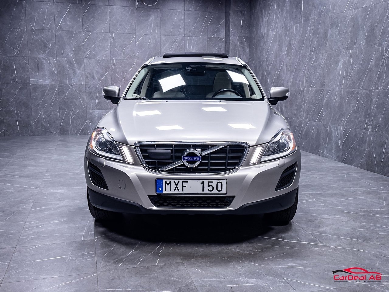Volvo XC60 D4 Manuell, 163hk 2013, bild 2/10
