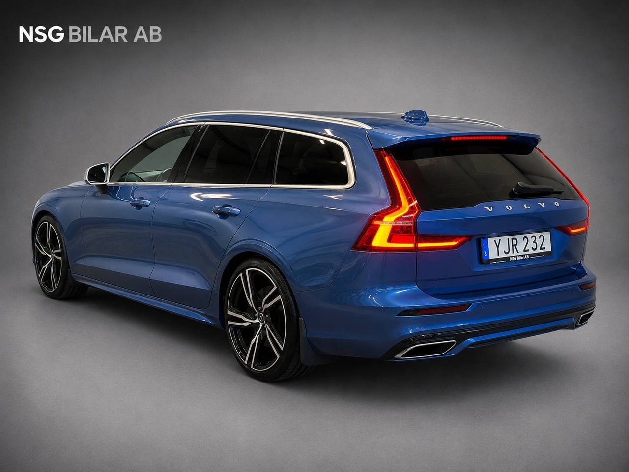 Volvo V90 T5 Geartronic R-Design Euro 6 2017, bild 2/30